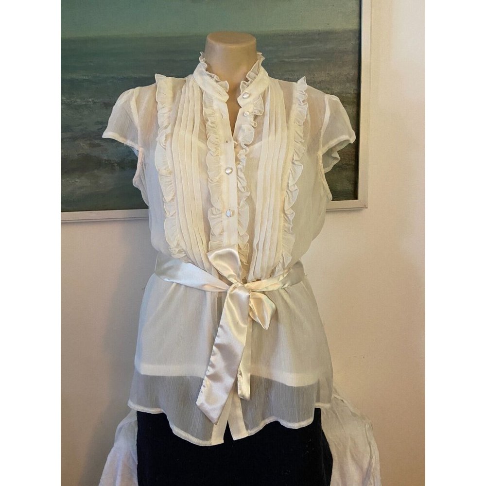 🌱   pretty creamy white lace Blouse women’s top matching silky cami NEW - Picture 3 of 14